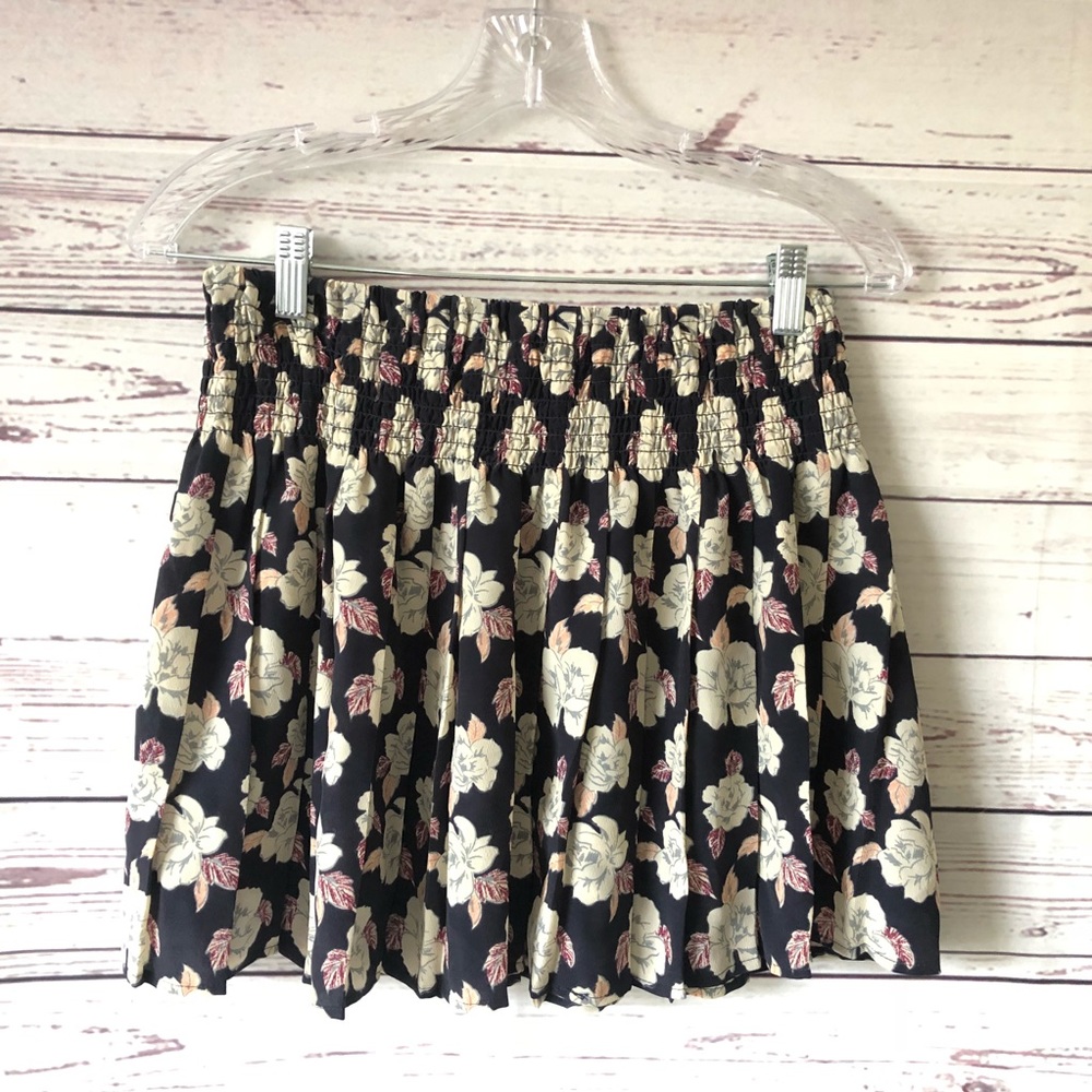 Forever 21 Floral Swing Mini Skirt small